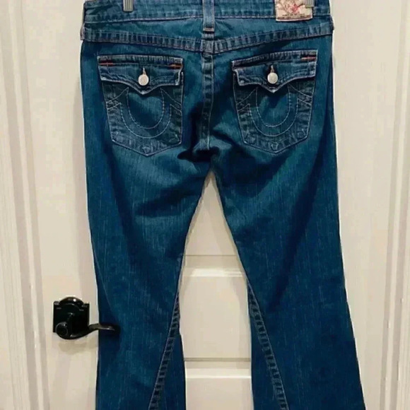 TRUE RELIGION Flare leg Size 31 - Picture 3 of 3